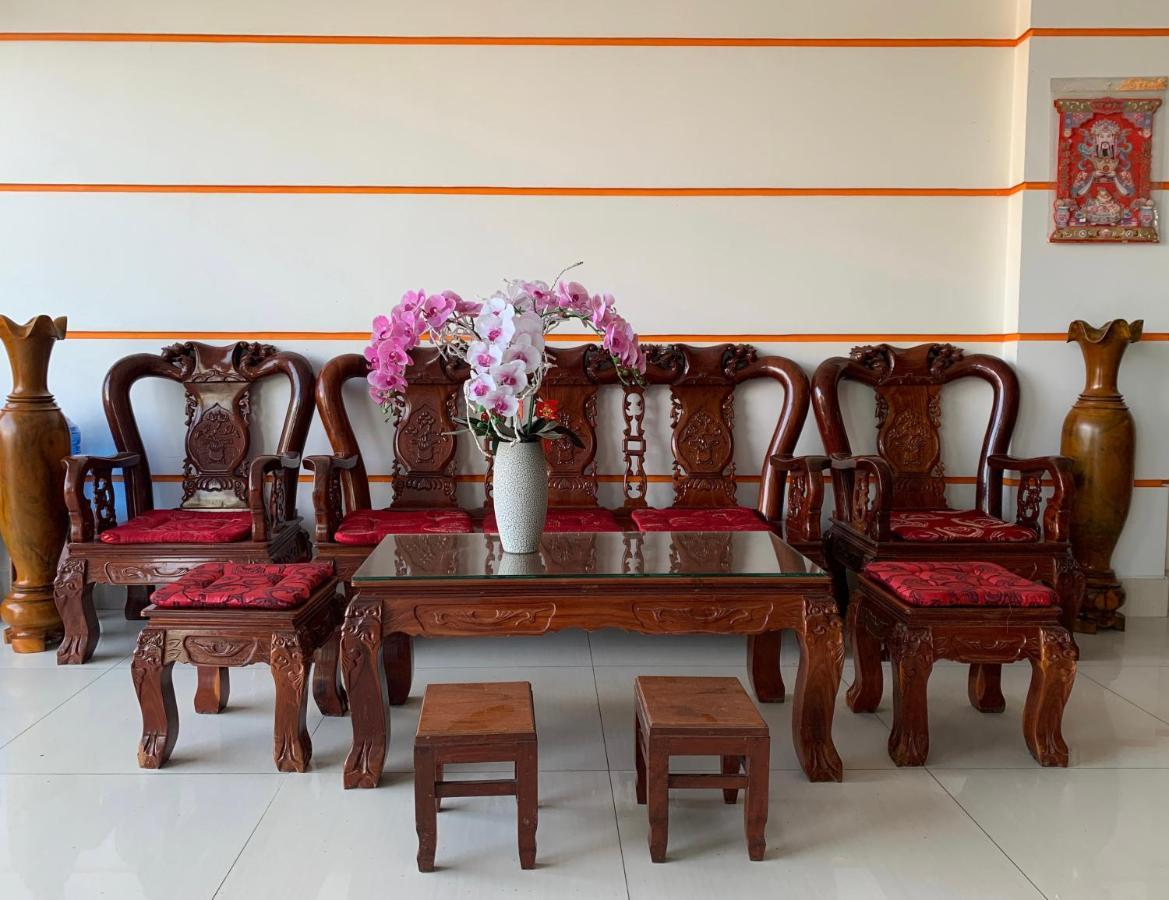 צ'או דוק Ngoc May Guesthouse מראה חיצוני תמונה